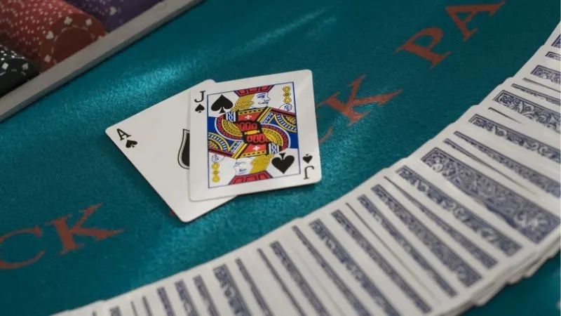 Xì Bàn Và Xì Dách Cái Nào Lớn Hơn - Đừng Nhầm Khi Đặt Cược